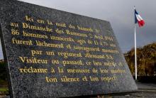 Plaque commémorative à la mémoire des victimes du massacre d'Ascq de 1944 dans le Nord, le 13 novemb