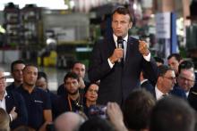 Le président de la République Emmanuel Macron lors d'un discours à l'entreprise Safran à Villeurbanne le 8 juillet 2019