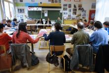 Des enseignants d'école primaire en réunion de rentrée scolaire le 1er septembre 2014 à Paris