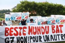 Des militants anti-G7, le 26 août 2019 à Biarritz