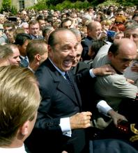 Jacques Chirac lors de la traditionnelle Garden party à l'Élysée le 14 juillet 2002