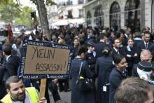 Rassemblement de salariés de la compagnie Aigle Azur à l'appel du syndicat FO devant le ministère des Transports, le 9 septembre 2019 à Paris