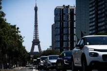Près des trois quarts des Français disent s'intéresser davantage aux enjeux écologiques et une moitié seraient prêts à "ne plus utiliser de véhicules individuels", selon un sondage