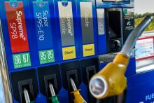 Le collectif des "Gilets jaunes citoyens" réclame un "gel immédiat" des prix des carburants