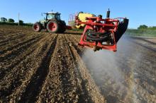 Epandage de pesticides, le 11 mai 2018 dans la Sarthe