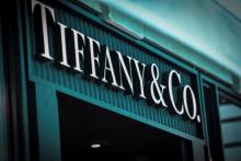 Le numéro un mondial du luxe LVMH a annoncé lundi le rachat du joaillier américain Tiffany pour un montant de 16,2 milliards de dollars