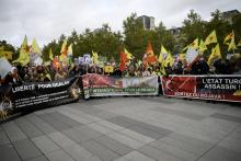 Des Kurdes et des sympathisants rassemblés à Place de la République Paris pour soutenir les Kurdes de Syrie, le 2 novembre 2019