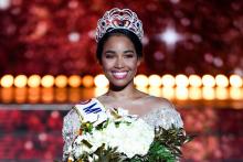 Clémence Botino, Miss Guadeloupe, est élue Miss France 2020 le 14 décembre 2019 à Marseille