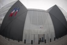 L'entrée du nouveau bâtiment du ministère de la Défense, baptisé le "Pentagone français" ou le "Balardgone", en octobre 2015 à Paris