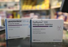 Plusieurs dizaines de patients protestant contre la nouvelle formule du Levothyrox se sont rassemblé