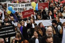Des avocats manifestent contre la réforme des retraites, le 3 février 2020, à Paris