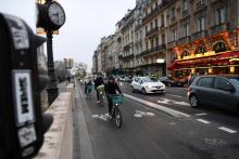 Une piste cyclable à Paris en décembre 2019