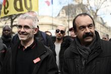 Philippe Martinez (d) et Yves Veyrier (g), manifestent le 19 mars 2019 à Paris