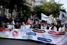 Des médecins, pilotes, infimières et avocats manifestent contre la réforme des retraites, le 16 septembre 2019 à Paris