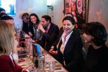Agnès Buzyn (2eD), candidate LREM à la mairie de Paris, déjeune avec des membres du parti, le 17 février 2020 à Paris