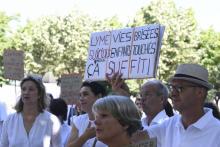 Manifestation pour dénoncer l'insuffisance du dépistage de la maladie de Lyme, à Paris le 3 juillet 2019