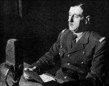 De Gaulle enregistre l'appel du 18 juin 1940 dans un des studios de la BBC à Londres