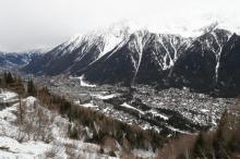Vue sur Chamonix dans la vallée du Mont Blanc (Haute-Savoie)
