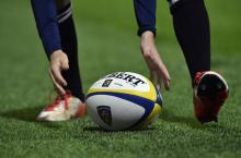 Un joueur junior du Rugby Club de Billom (Puy-de-Dôme), âgé de 17 ans, a été retrouvé mort dimanche dans son lit au lendemain d'un match