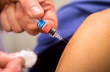 Soixante-quinze députés de la majorité lancent un appel à se faire vacciner "massivement" contre la grippe, un "acte citoyen"