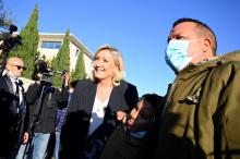 Marine Le Pen, candidate du Rassemblement National (RN - extrême droite) à l'election présidentielle de 2022 lors d'un déplacement à Marseille le 19 Novembre 2021