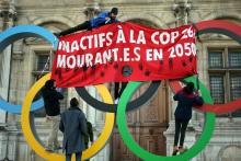 Manifestation, le 6 novembre 2021 à Paris, pour accroître la pression sur les négociateurs de la COP26 à Glasgow et réclamer la "justice climatique"