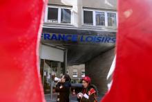 Manifestation CGT le 29 avril 2013 à Paris devant le siège d'Actissia, la maison mère de France Loisirs