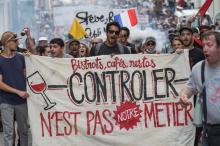 Des restaurateurs manifestent contre le pass sanitaire obligatoire dans la plupart des lieux publics, à Nantes, le 4 septembre 2021