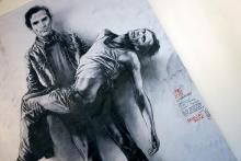 Un dessin sur papier appelé "Pasolini Pieta" par l'artiste de rue français Ernest Pignon-Ernest, dédié au réalisateur italien assassiné Pier Paolo Pasolini,