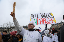 Manifestation contre le prix de l'énergie pour les petits commerces, le 23 janvier 2023 à Paris