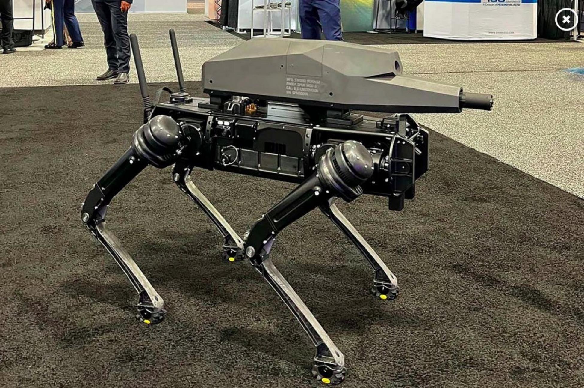 SPUR le chien-fusil : cet inquiétant robot mis au point par Ghost