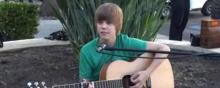 Justin Bieber Vidéo Guitare Octobre 2009