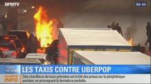 Les taxis en grève ont allumé un incendie ce jeudi matin, à Paris sur le périphérique au niveau de la porte Dauphine.