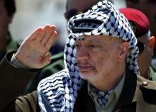 L'ancien président de l'Autorité palestinienne, Yasser Arafat, en 2001.