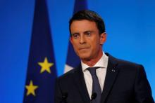 Manuel Valls buste neutre drapeau