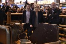Marine Le Pen au salon de l'agriculture 2016.