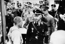 Himmler à Dachau