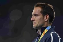 Renaud Lavillnie en pleurs sur le podium à Rio