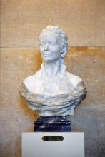 Le buste d'Olympe de Gouges à l'Assemblée nationale.