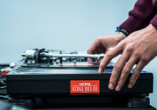 L'UCPA a ouvert deux écoles de DJ.