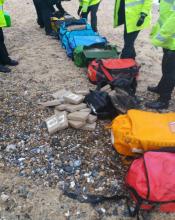 De la cocaïne retrouvée sur une place à Hopton-on-Sea, en Angleterre, la 10 février 2017, photo four