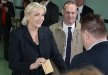 Marine Le Pen et Steeve Briois à Hénin-Beaumont, le 23 avril 2017
