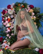 Beyoncé Enceinte Accouchement Maman Jay Z Ventre Jumeaux Jumelles