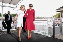 Les Premières dames Melania Trump (d) et Brigitte Macron, le 13 juillet 2017 à Paris