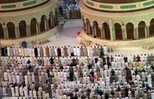 Des pèlerins prient à La Mecque, en Arabie saoudite, le 29 août 2017