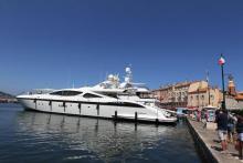 Les ports de la grande Côte d'Azur, un fleuron de l'économie locale, se vident de leurs yachts, conc