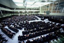 Première séance parlementaire au Bundestag réunifié.