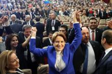 La nationaliste Meral Aksener, ancienne ministre de l'Intérieur, lance un nouveau parti, le 25 octob