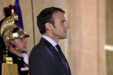 Le président Emmanuel Macron sur le perron de l'Elysée, le 31 octobre 2017 à Paris