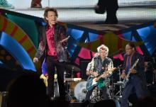 Le chanteur britannique Mick Jager et les Rolling Stones lors d'un concert à La Havane, le 25 mars 2